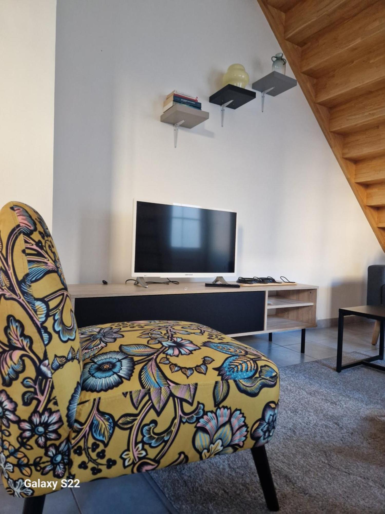 Duplex En Centre Ville Villers Cotterets Bagian luar foto
