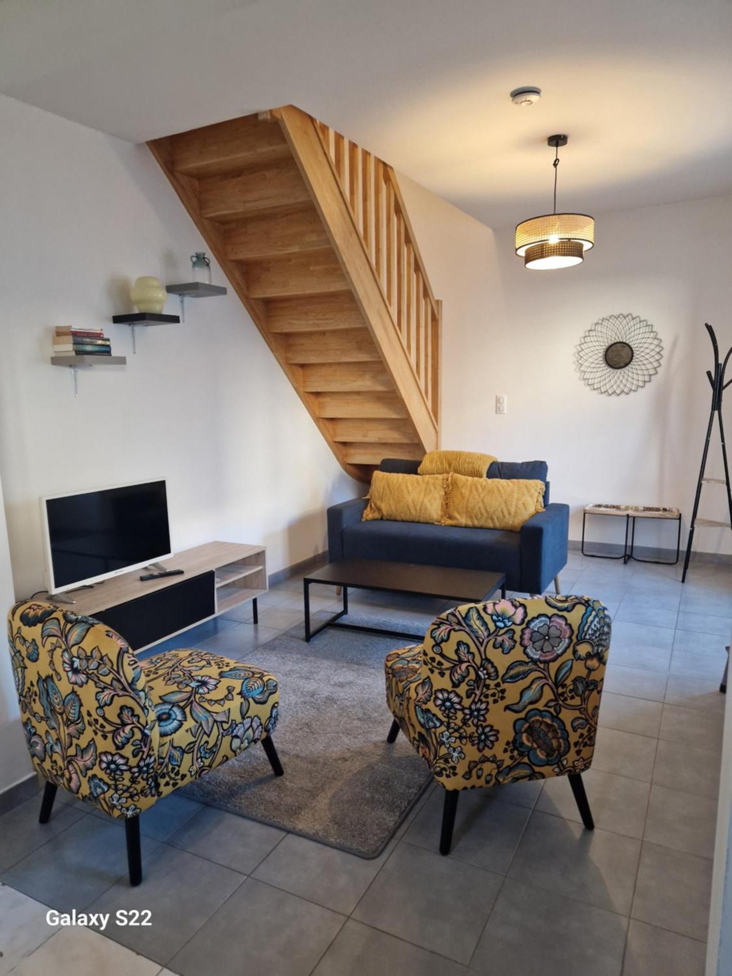 Duplex En Centre Ville Villers Cotterets Bagian luar foto